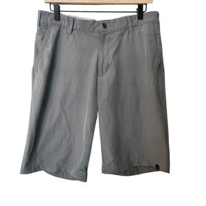 Men’s Gray Reebok Climate Cool Golf Shorts. Size 34